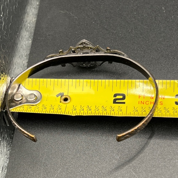 Vintage Heart Locket Bracelet - Picture 5 of 8